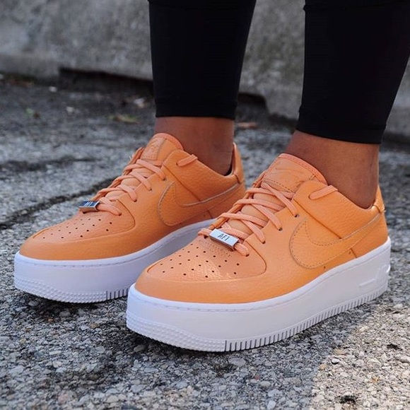 NWT Nike Air Force 1 Sage Rare - Picture 3 of 8